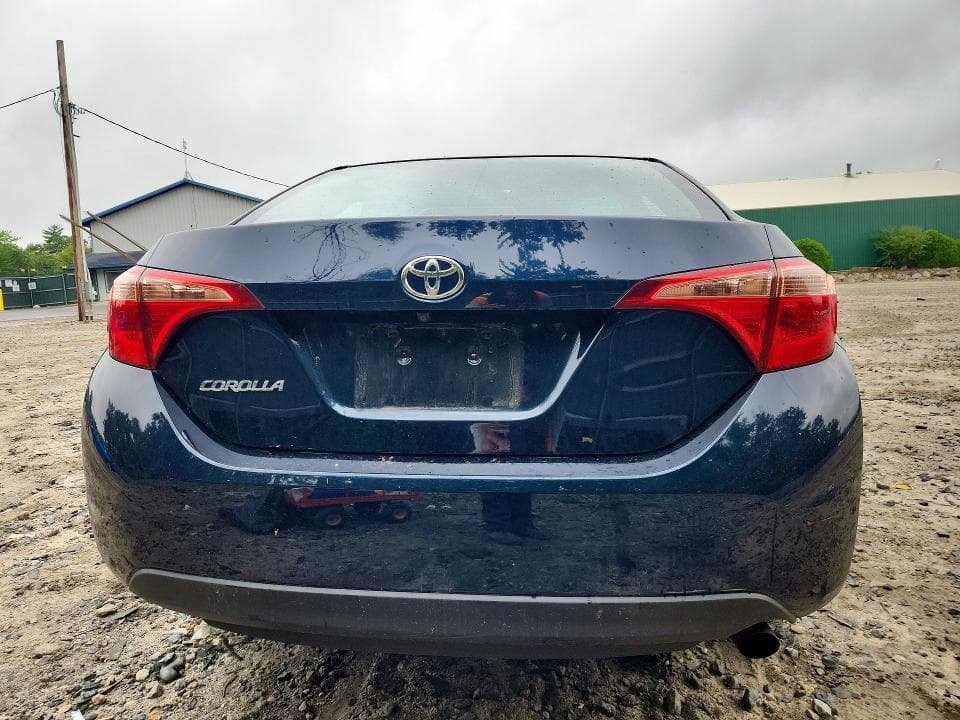 2017 TOYOTA COROLLA LE 6