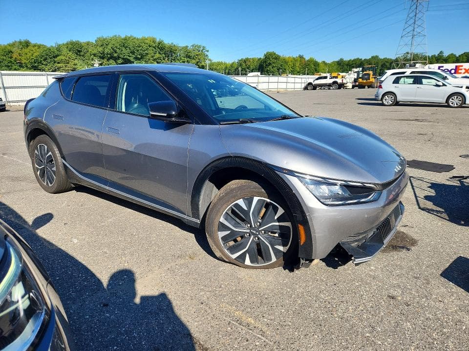2023 KIA EV6 WIND 4