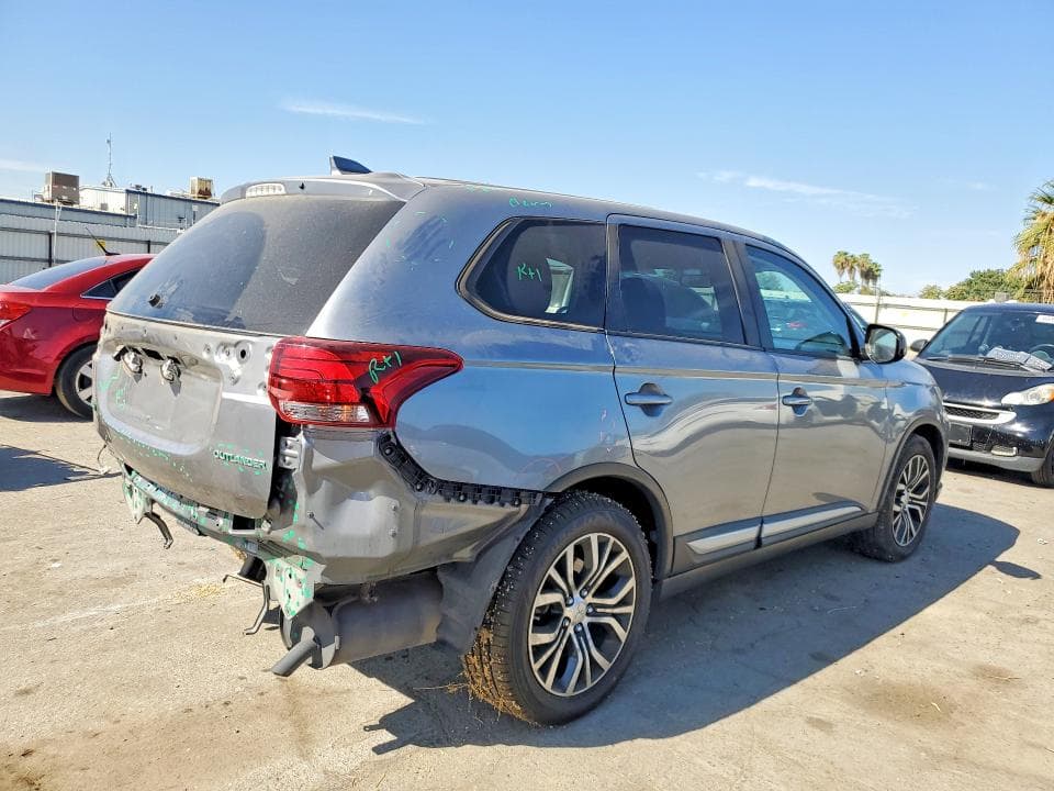 2017 MITSUBISHI OUTLANDER ES 3
