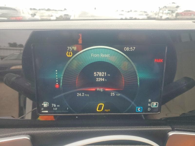 2021 MERCEDES-BENZ GLB 250 9