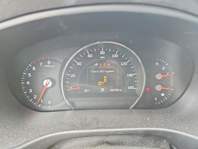 2017 KIA SORENTO EX 9