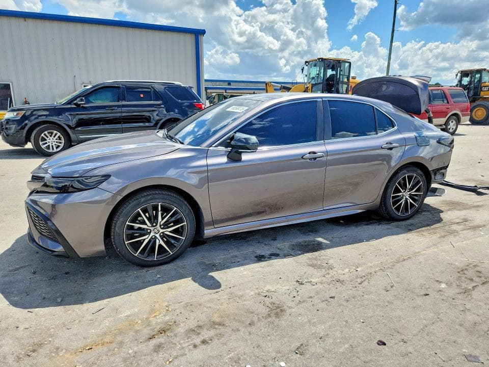 2023 TOYOTA CAMRY SE - 1