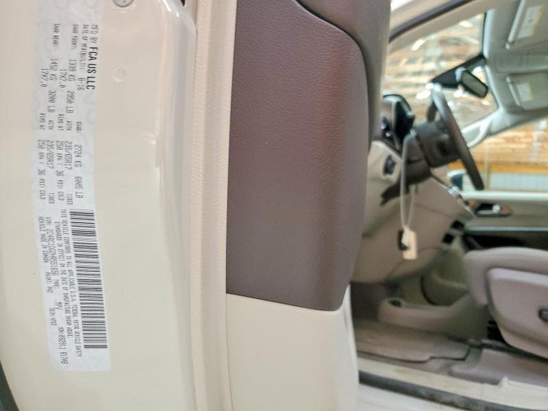 2017 CHRYSLER PACIFICA TOURING 13