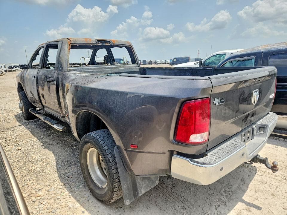 2017 RAM 3500 ST 2