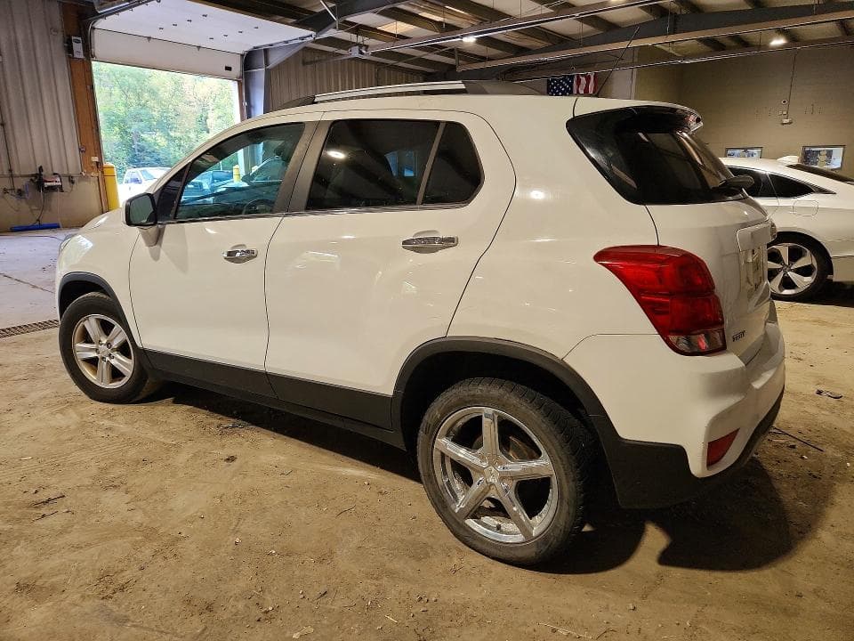 2017 CHEVROLET TRAX 1LT 2