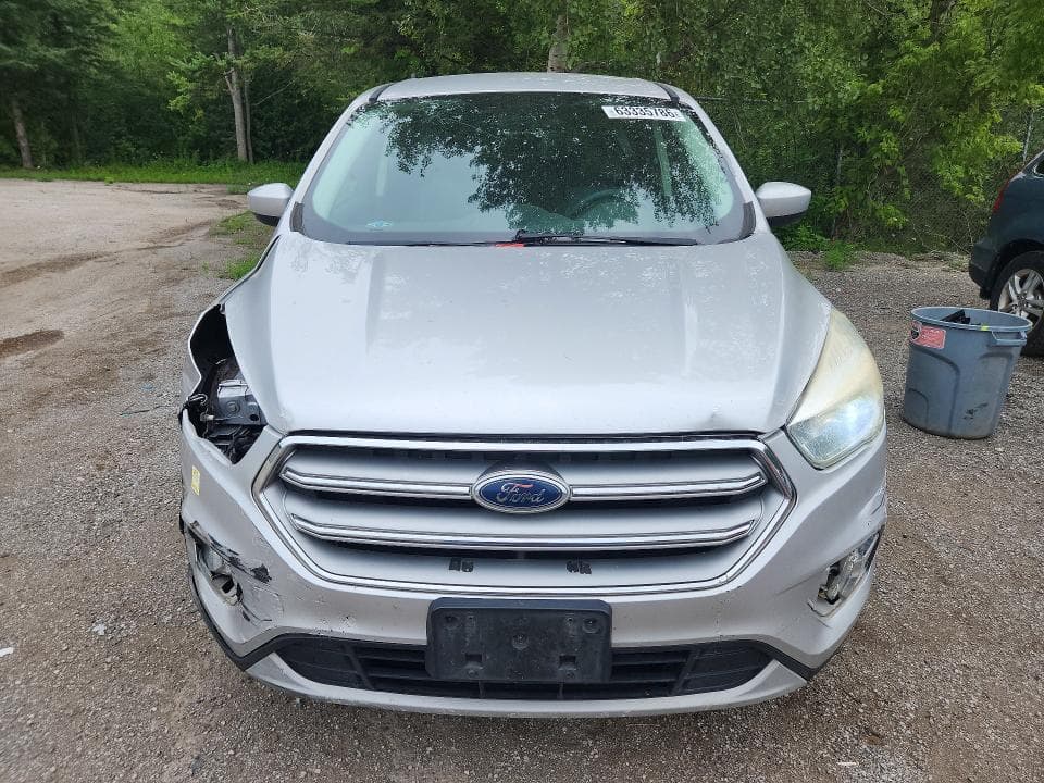 2017 FORD ESCAPE SE 5