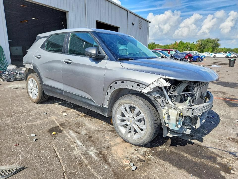 2023 CHEVROLET TRAILBLAZER LS 4