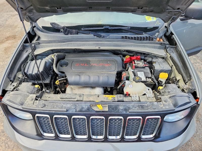 2020 JEEP RENEGADE SPORT 12