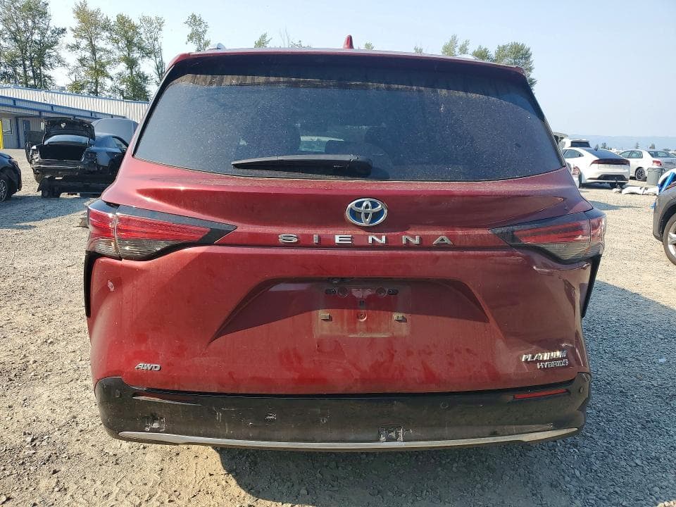 2022 TOYOTA SIENNA PLATINUM 7-PASSENGER 6