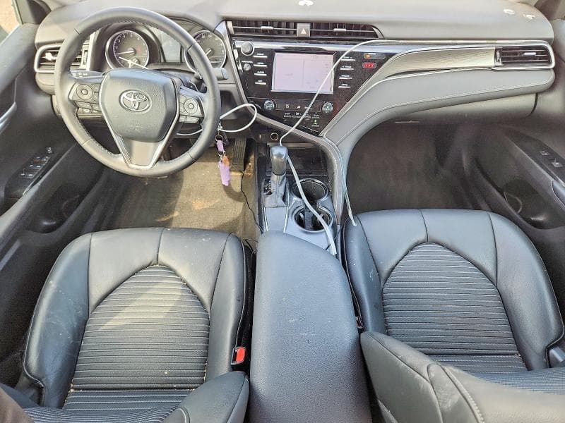 2019 TOYOTA CAMRY SE 8