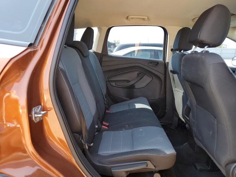 2017 FORD ESCAPE S 11