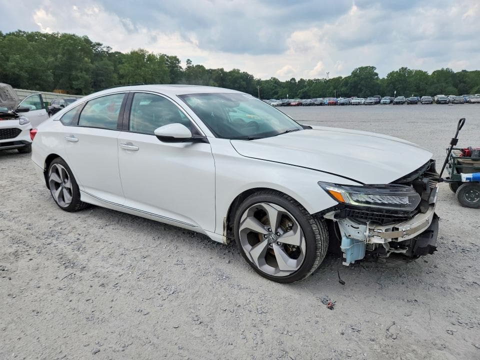 2018 HONDA ACCORD TOURING 4