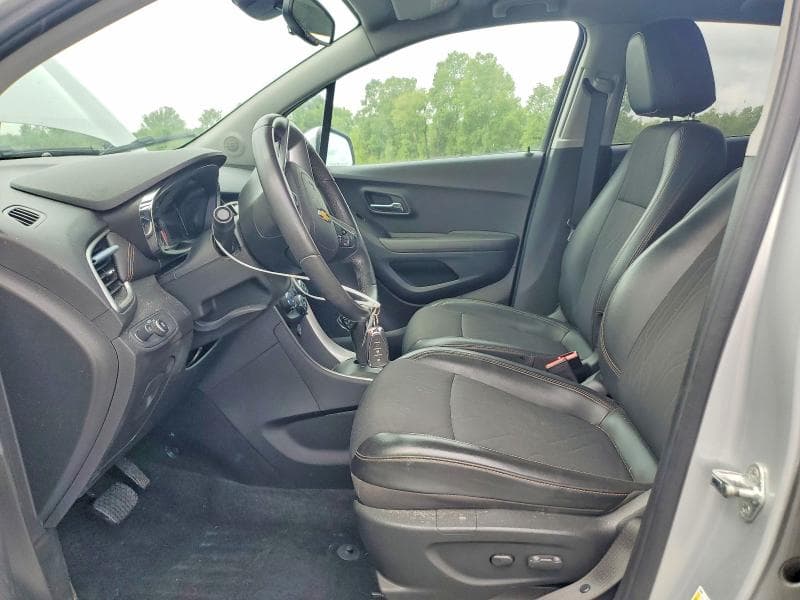 2018 CHEVROLET TRAX 1LT 7