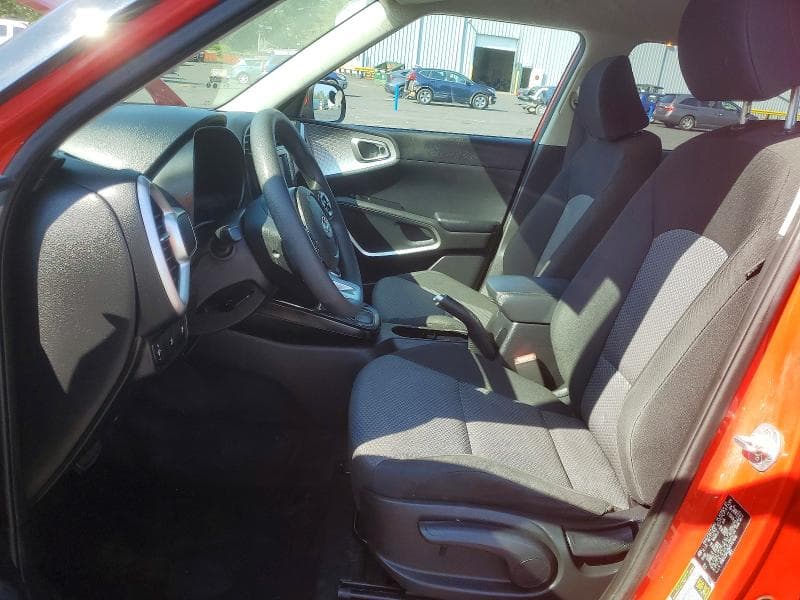 2021 KIA SOUL LX 7