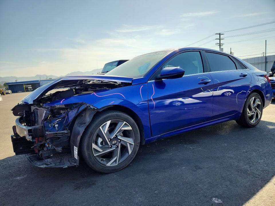 2024 HYUNDAI ELANTRA SEL - 1