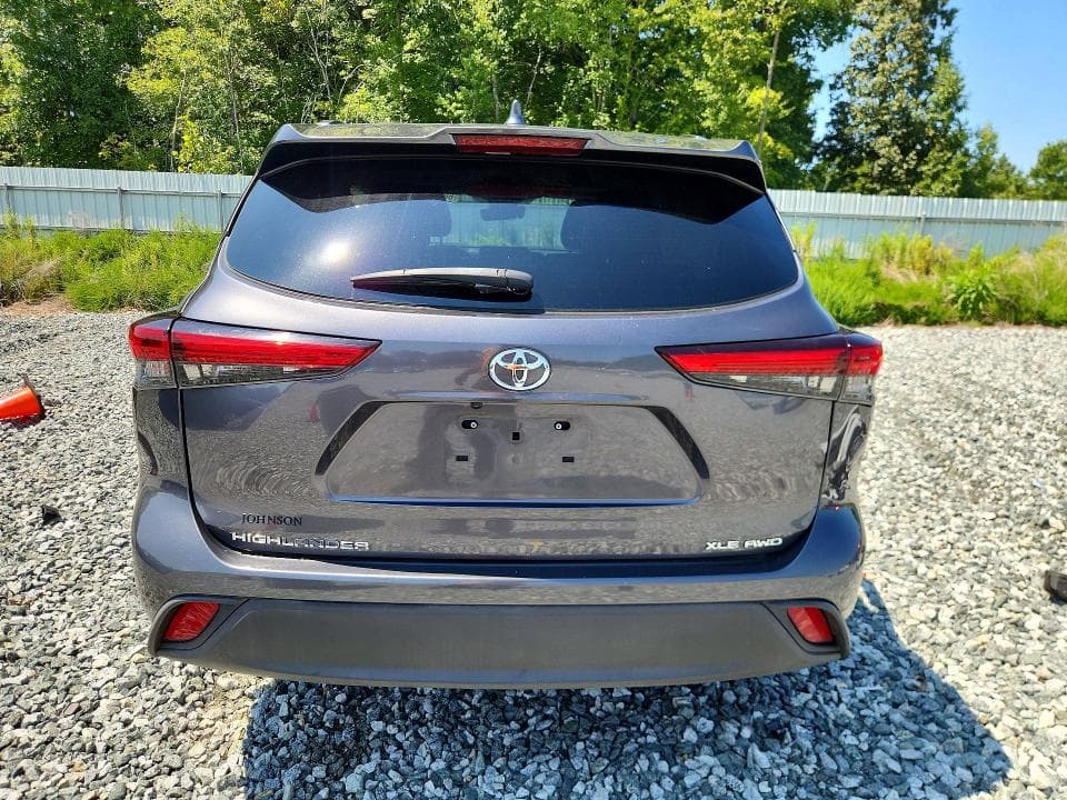 2020 TOYOTA HIGHLANDER XLE 6