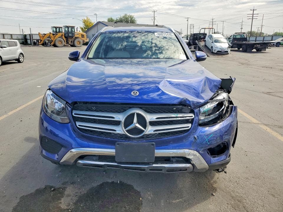 2018 MERCEDES-BENZ GLC 300 5