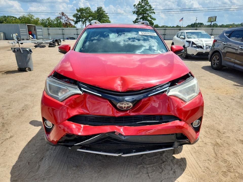 2017 TOYOTA RAV4 XLE 5