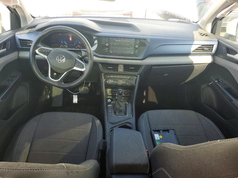 2024 VOLKSWAGEN TAOS SE 8