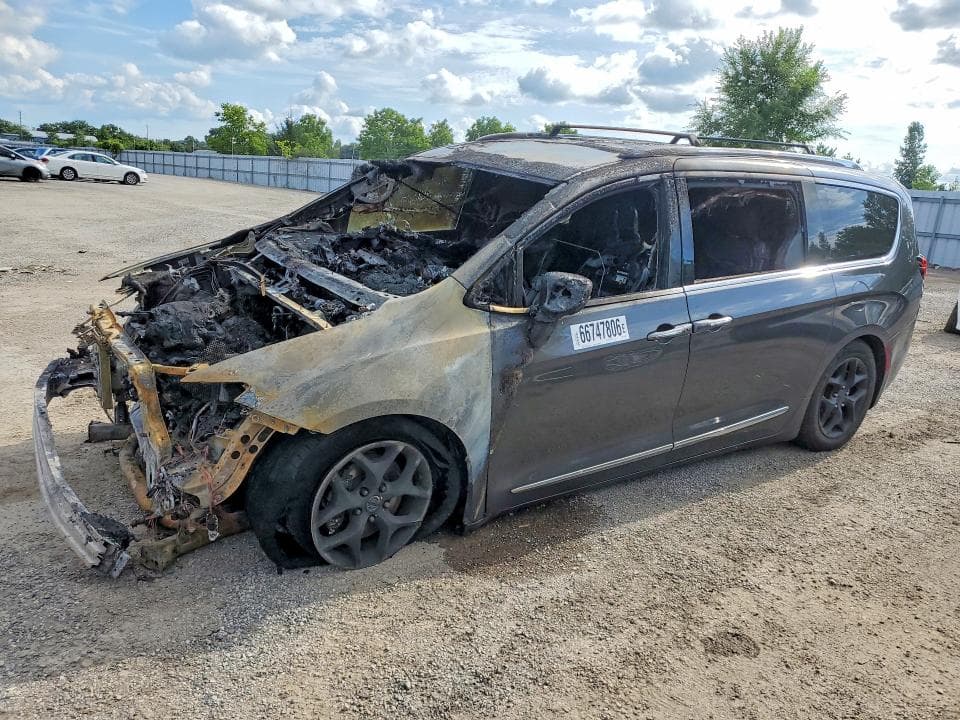 2017 CHRYSLER PACIFICA TOURING L PLUS - 1