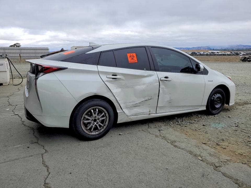 2017 TOYOTA PRIUS TWO 3