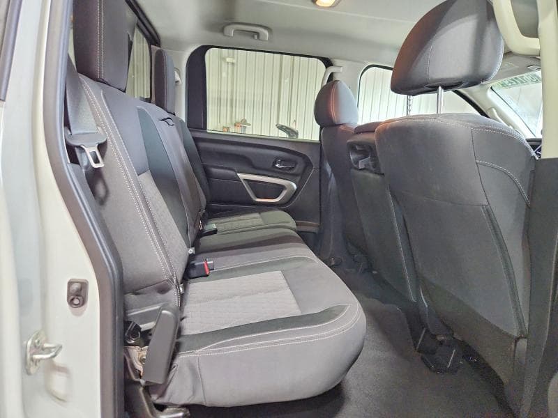 2022 NISSAN TITAN S 10