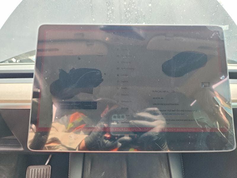 2023 TESLA MODEL 3 9