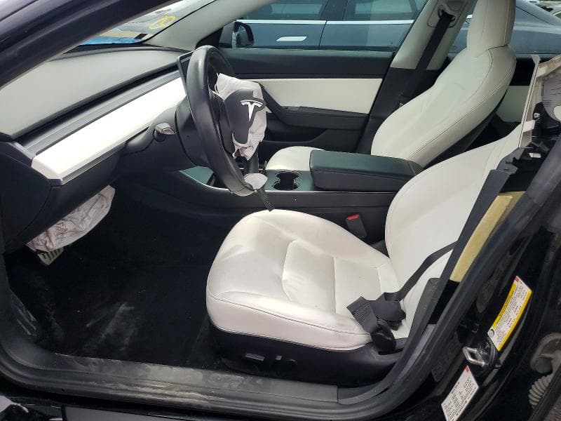 2018 TESLA MODEL 3 7