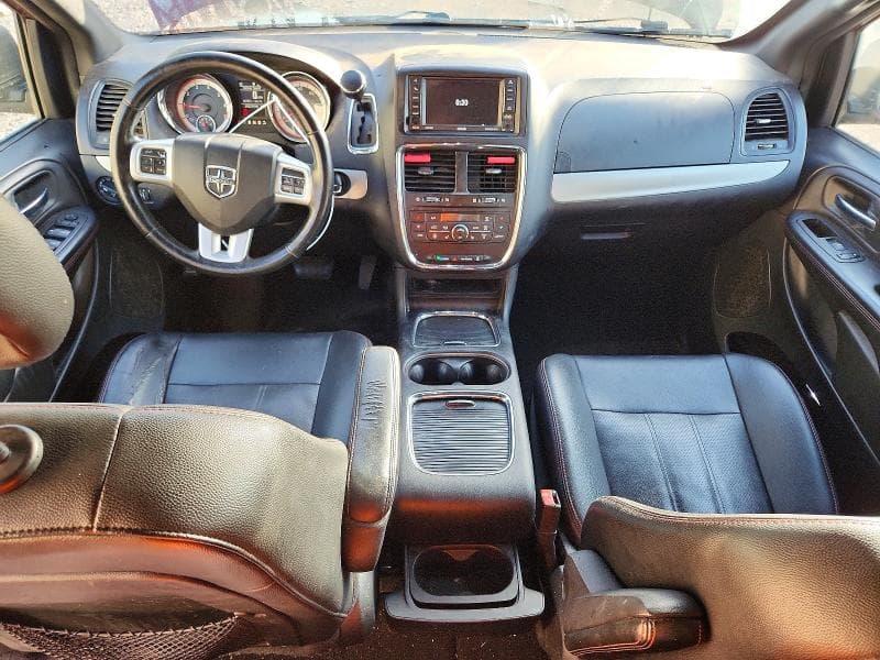 2017 DODGE GRAND CARAVAN GT 8
