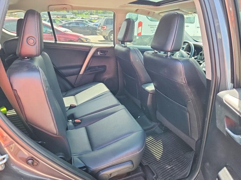 2017 TOYOTA RAV4 LIMITED 11