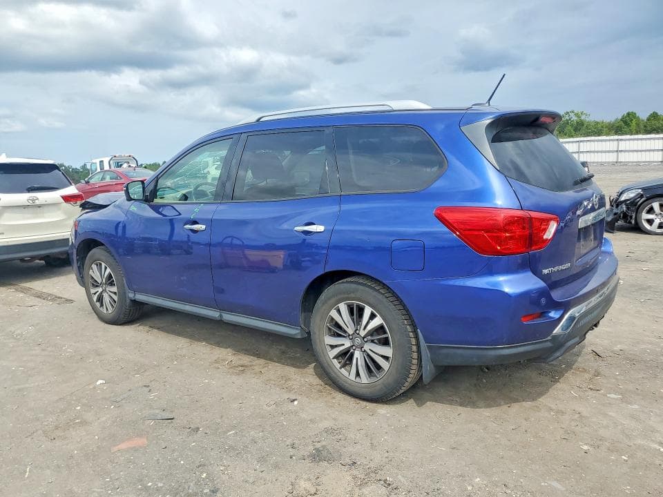 2017 NISSAN PATHFINDER SL 2