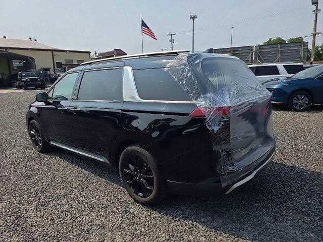 2024 KIA CARNIVAL SX 2