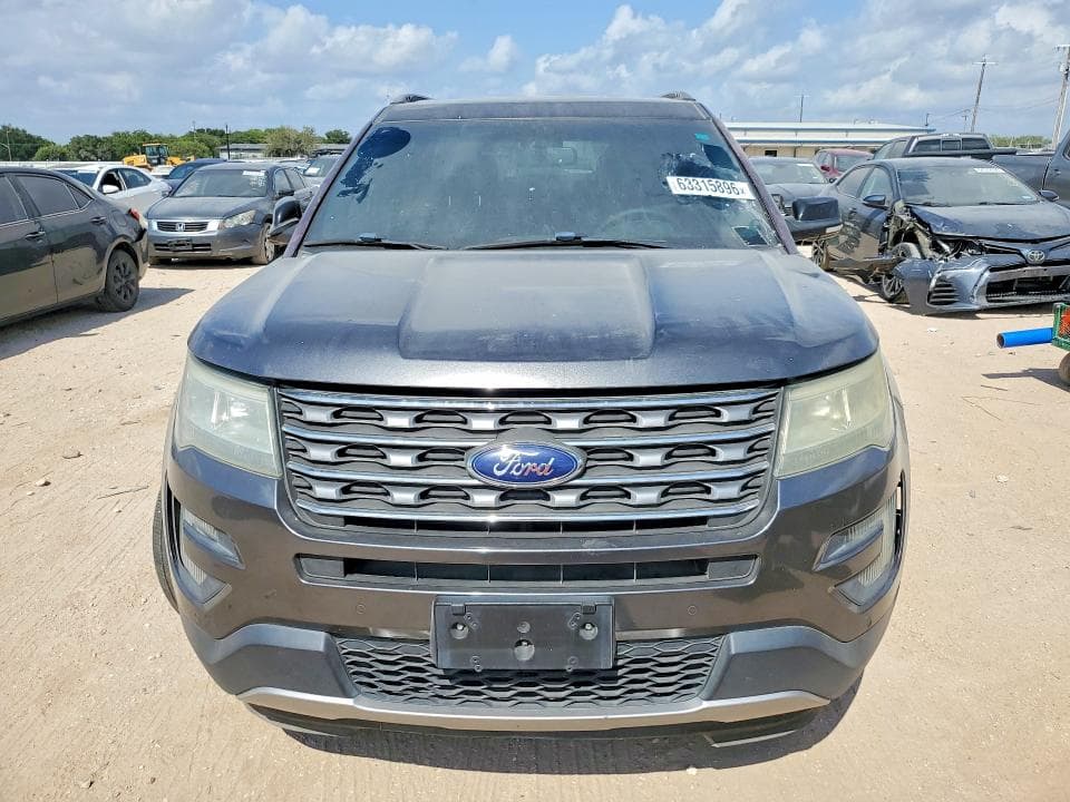 2027 FORD EXPLORER XLT 5
