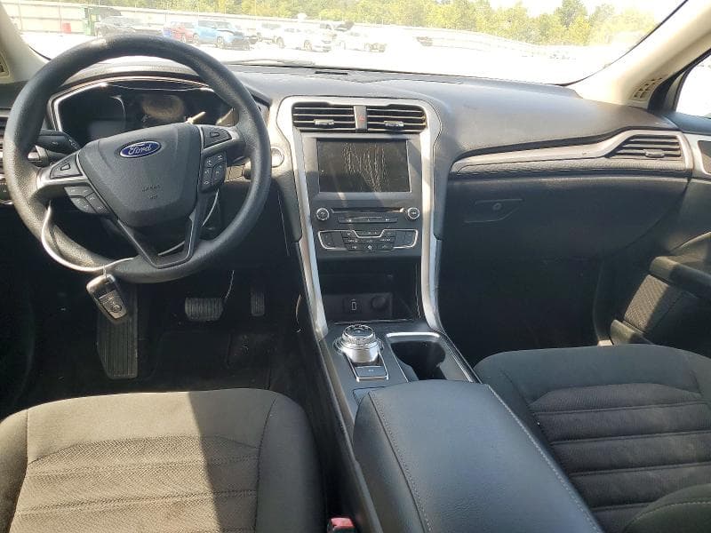 2017 FORD FUSION SE 8