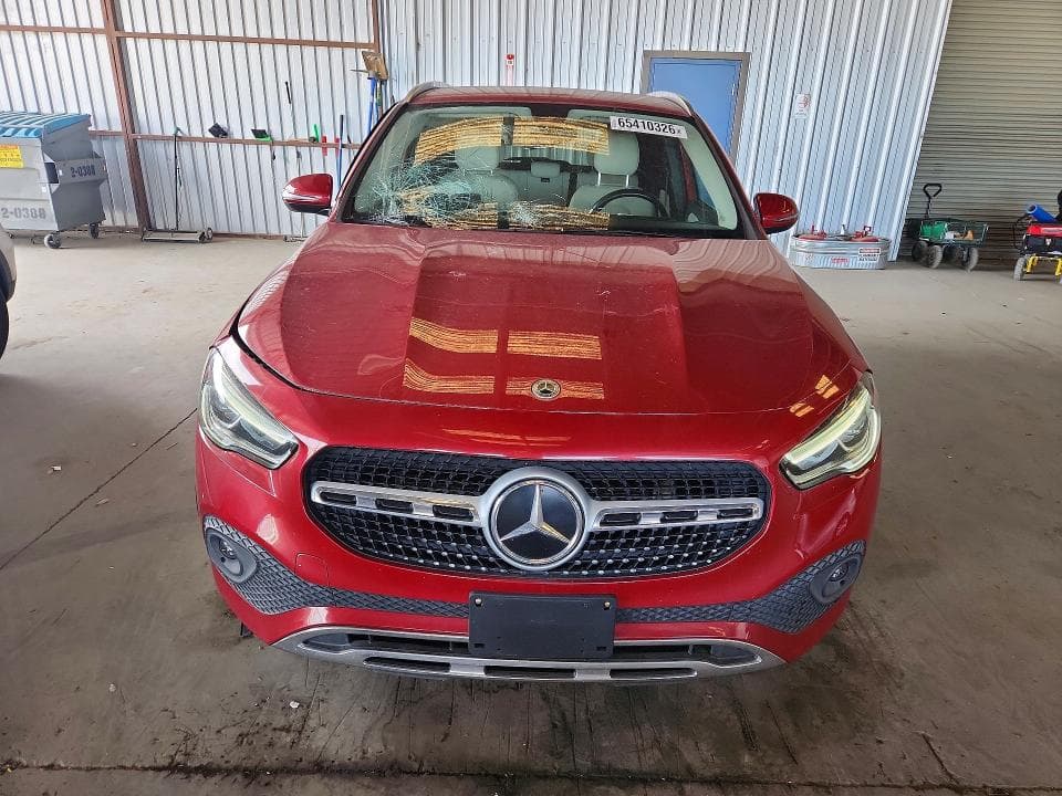 2021 MERCEDES-BENZ GLA 250 5