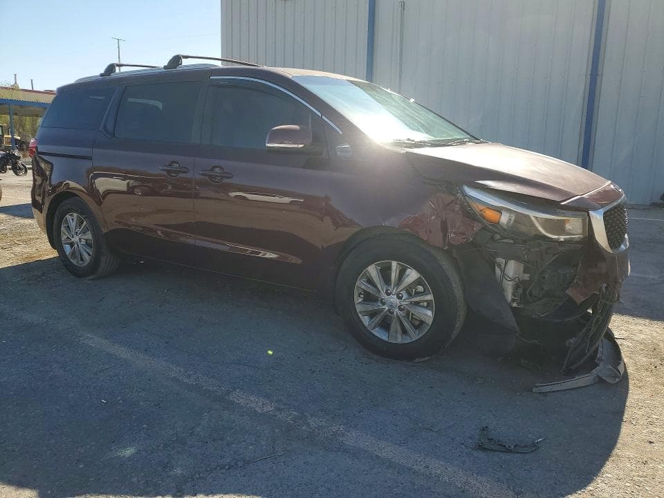 2017 KIA SEDONA LX 4