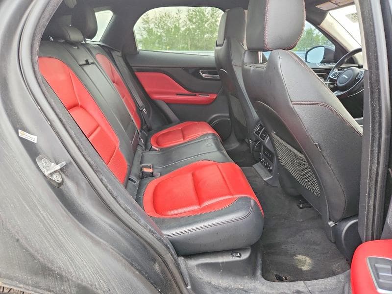 2017 JAGUAR F-PACE R - SPORT 11