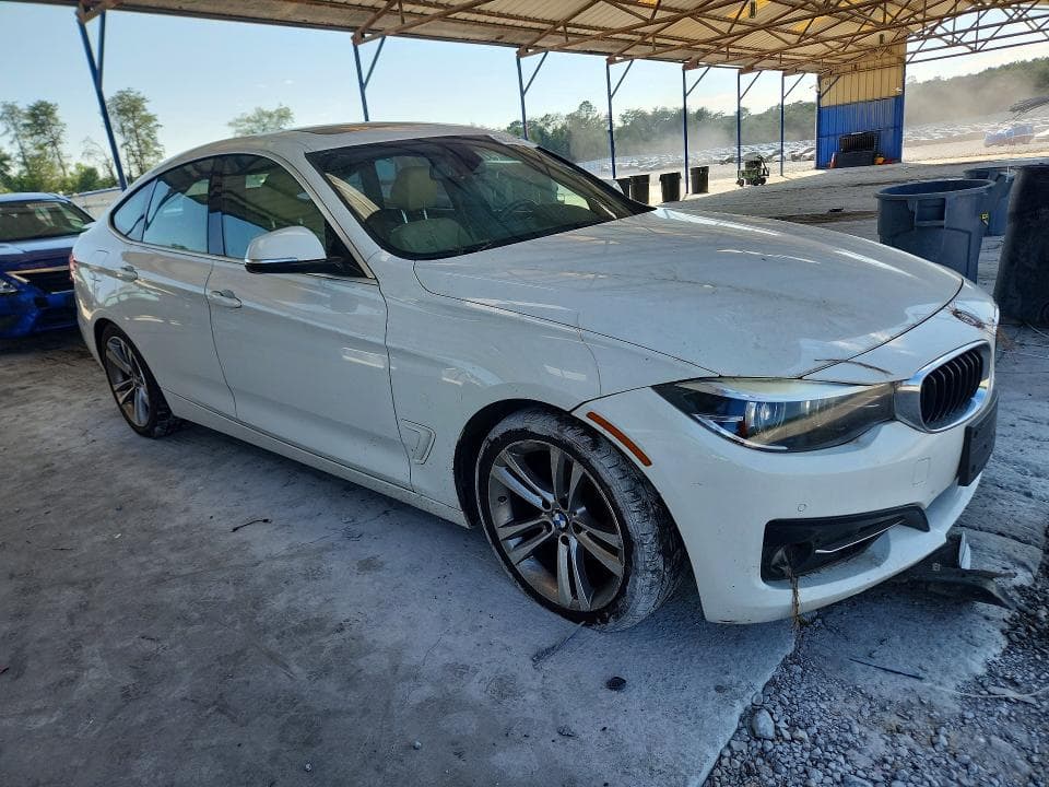 2017 BMW 330 XIGT 4