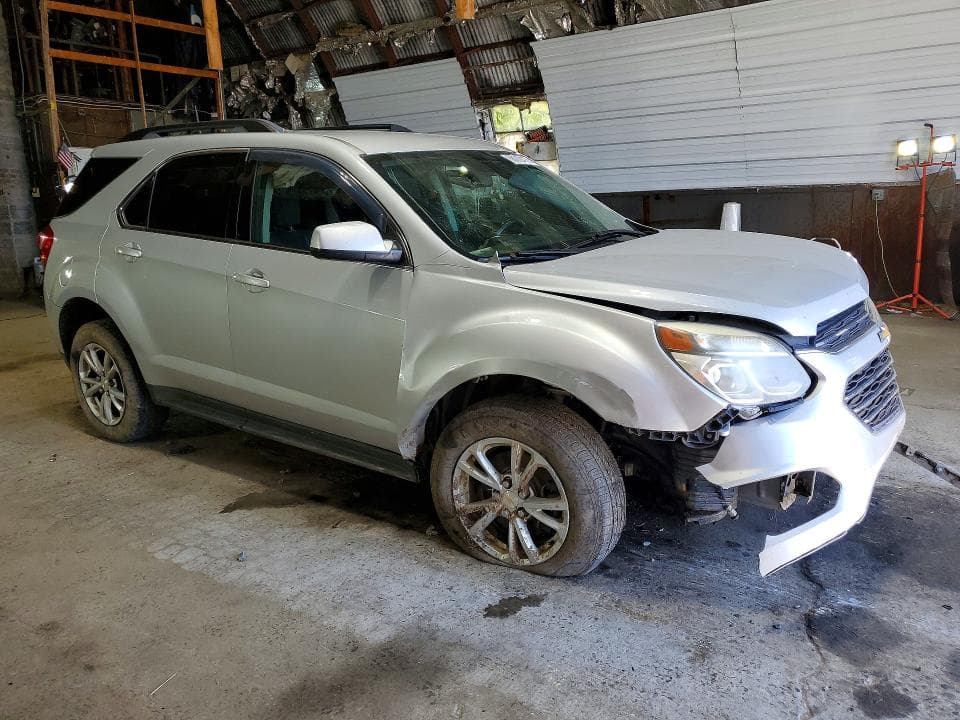 2017 CHEVROLET EQUINOX LT 4