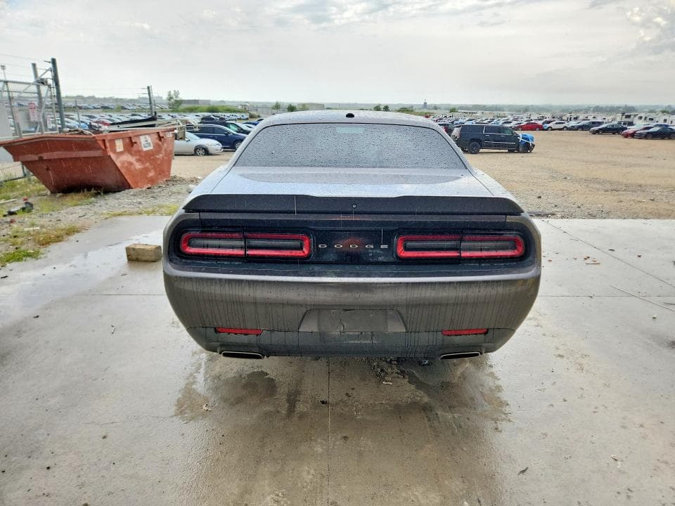 2017 DODGE CHALLENGER SXT 6