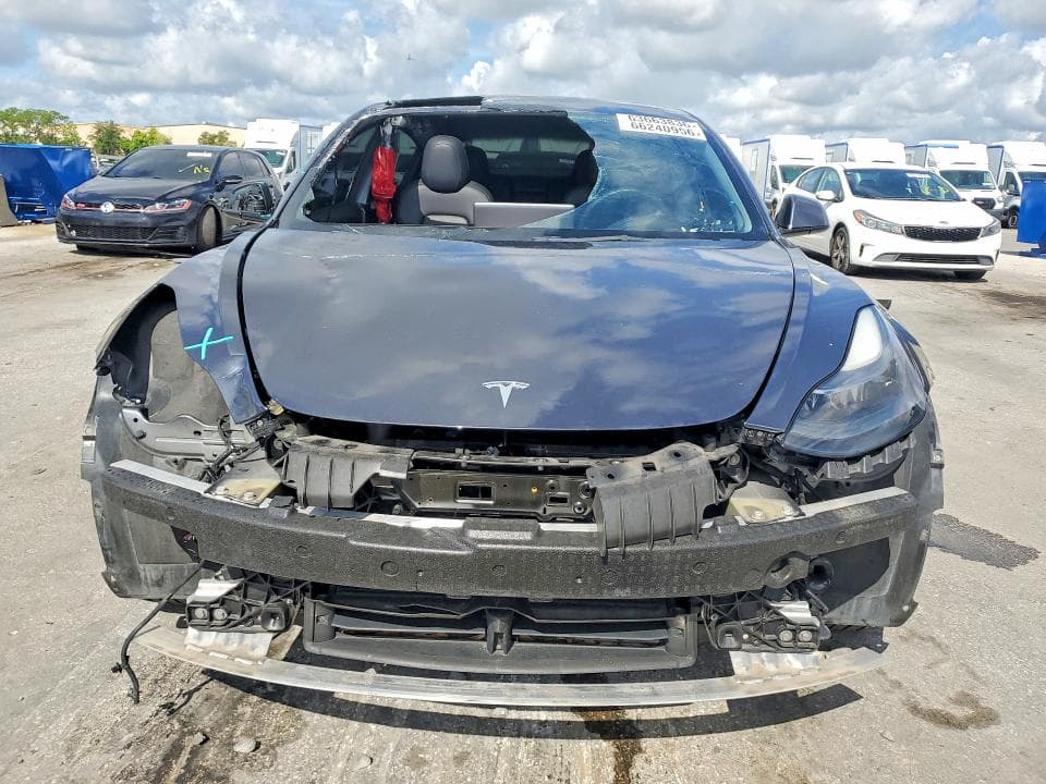 2022 TESLA MODEL 3 5