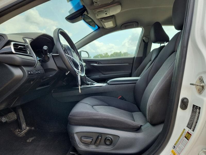 2018 TOYOTA CAMRY LE 7