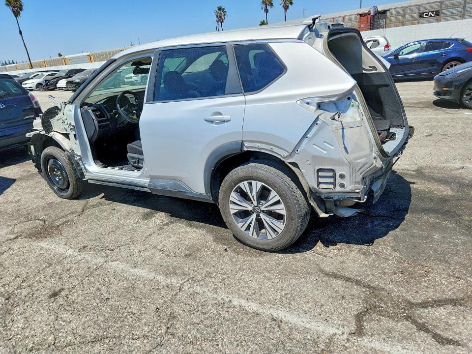 2023 NISSAN ROGUE SV 2