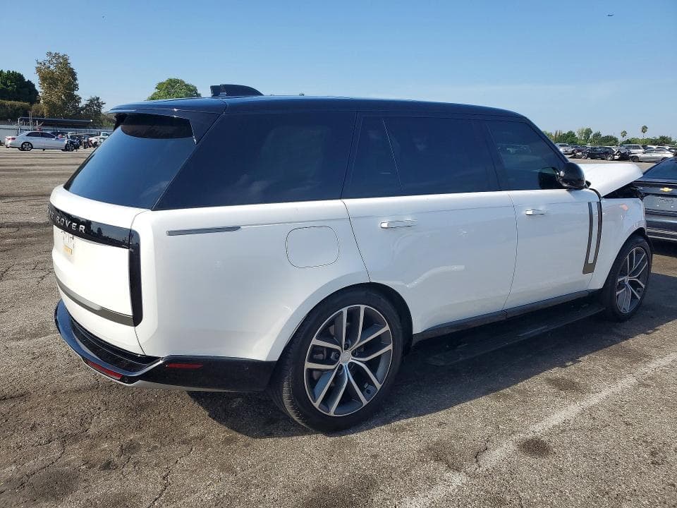 2024 LAND ROVER RANGE ROVER SE 3