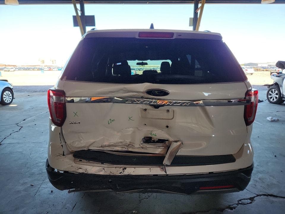 2019 FORD EXPLORER XLT 6