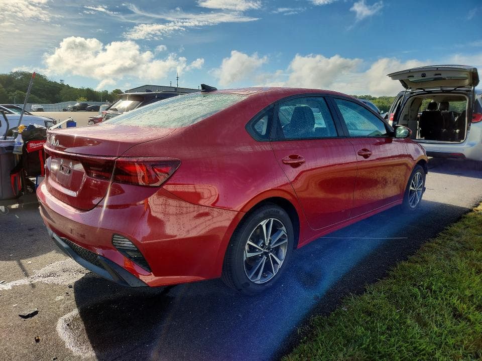 2024 KIA FORTE LXS 3