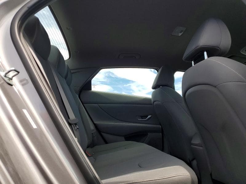 2023 HYUNDAI ELANTRA SEL 10