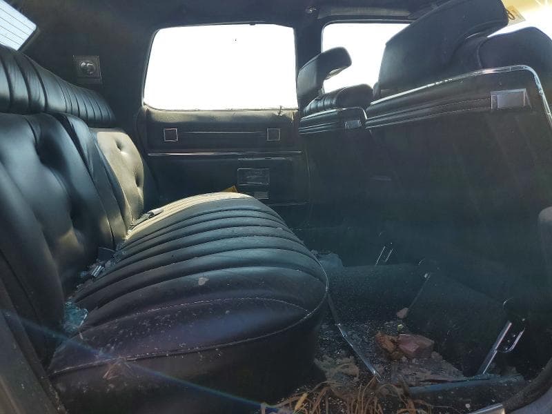 1973 CADILLAC UK 10