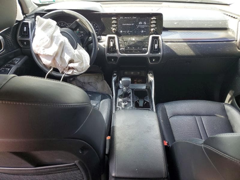 2021 KIA SORENTO S 8