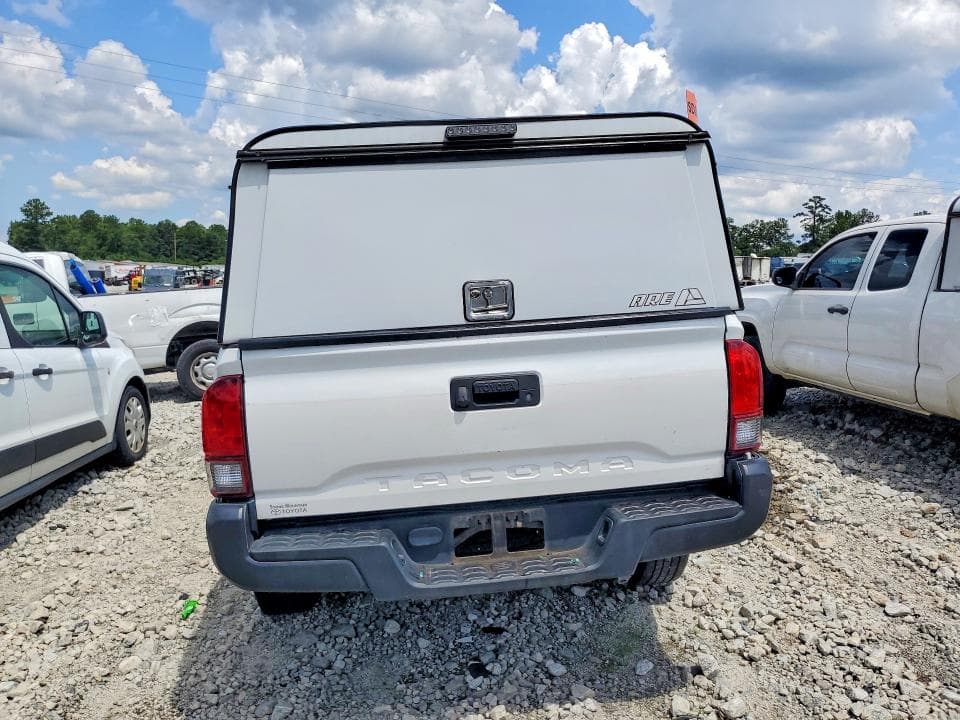 2019 TOYOTA TACOMA SR 6